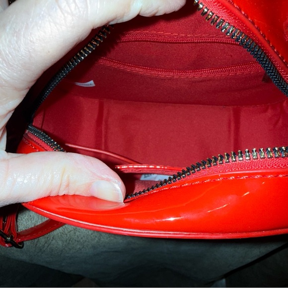 Red Telephone Handbag - Picture 3 of 10